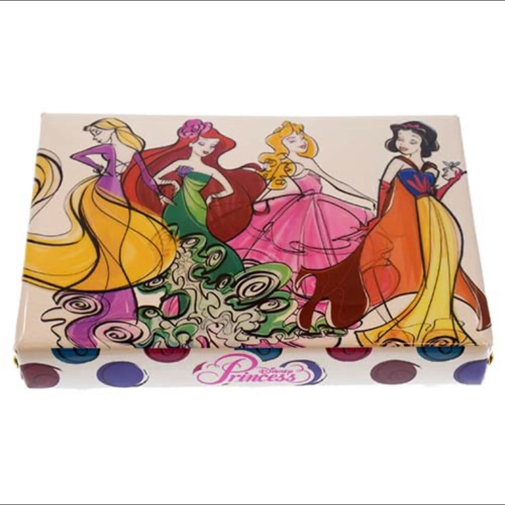 ONLY 1 LEFT!! Disney Princess Clutch 🏰👸👑 - Picture 1 of 7